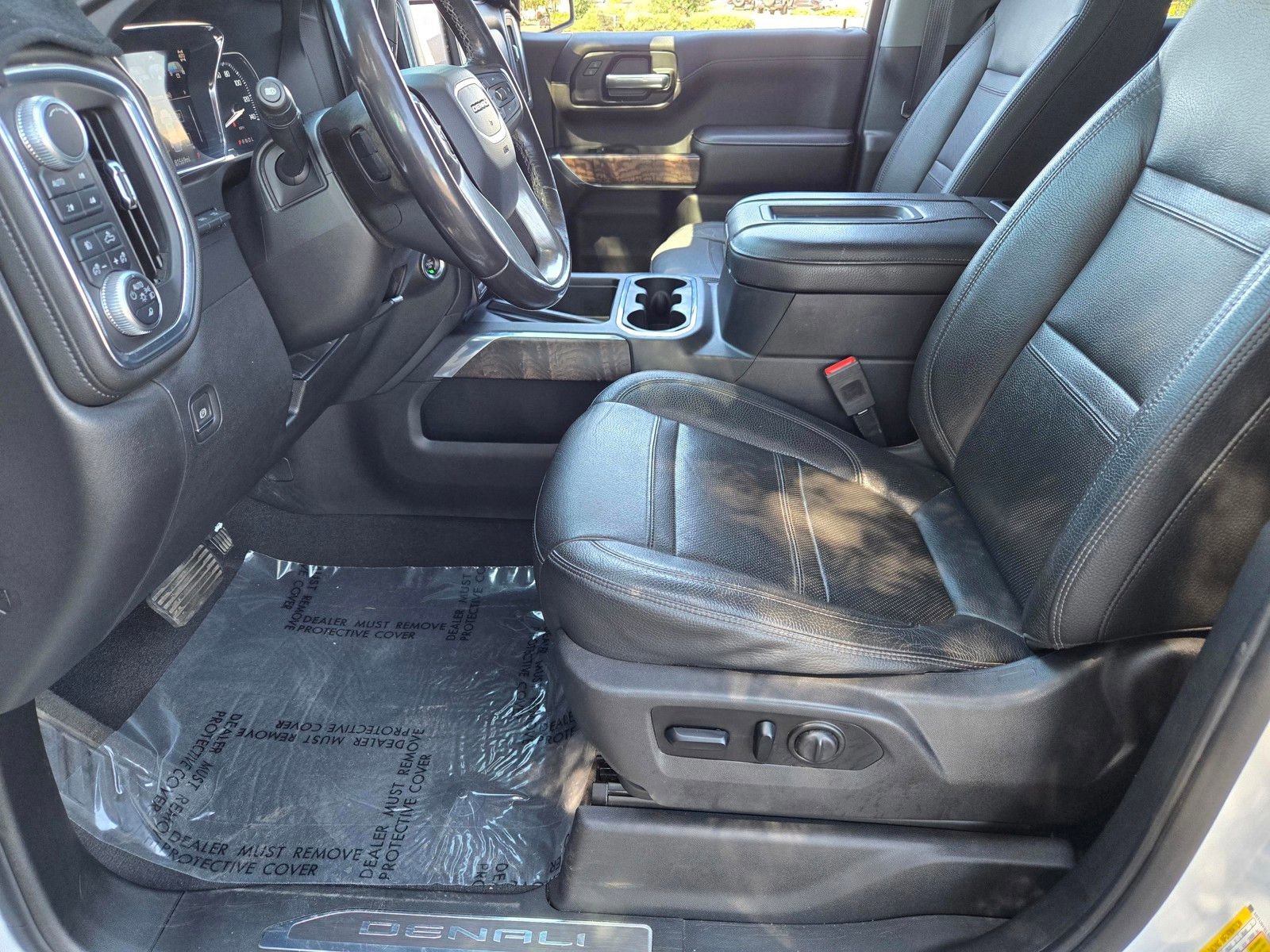 Used 2019 GMC Sierra 1500 Denali w/ Denali Ultimate Package AWD/4WD image 16