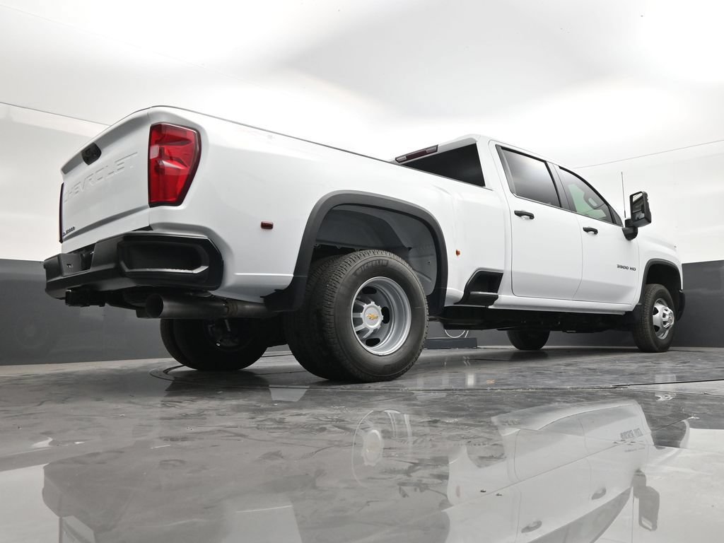Used 2026 Chevrolet Silverado 3500 W/T AWD/4WD image 23