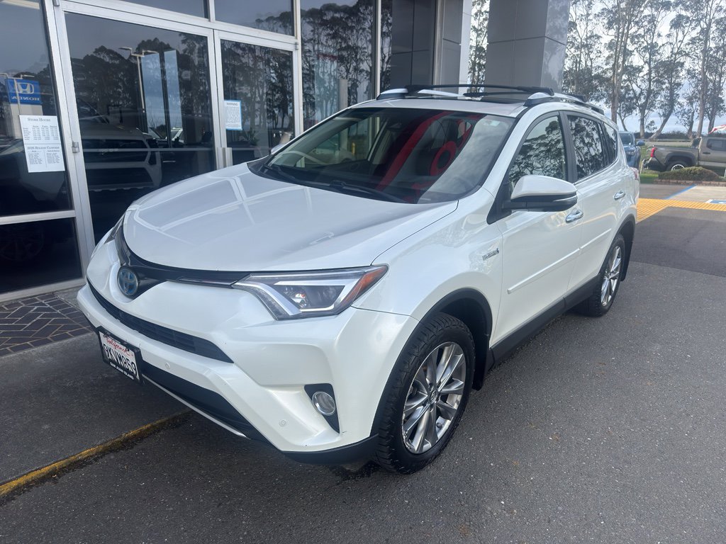 Used 2016 Toyota RAV4 Limited w/ Advanced Technology Package image 2