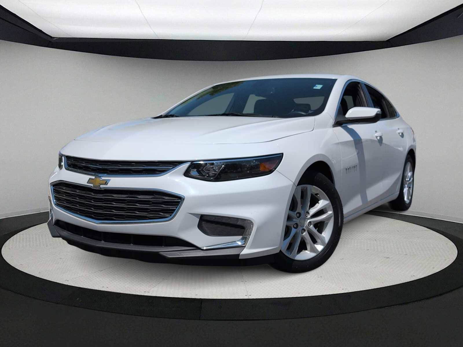 Used 2016 Chevrolet Malibu LT FWD image 1