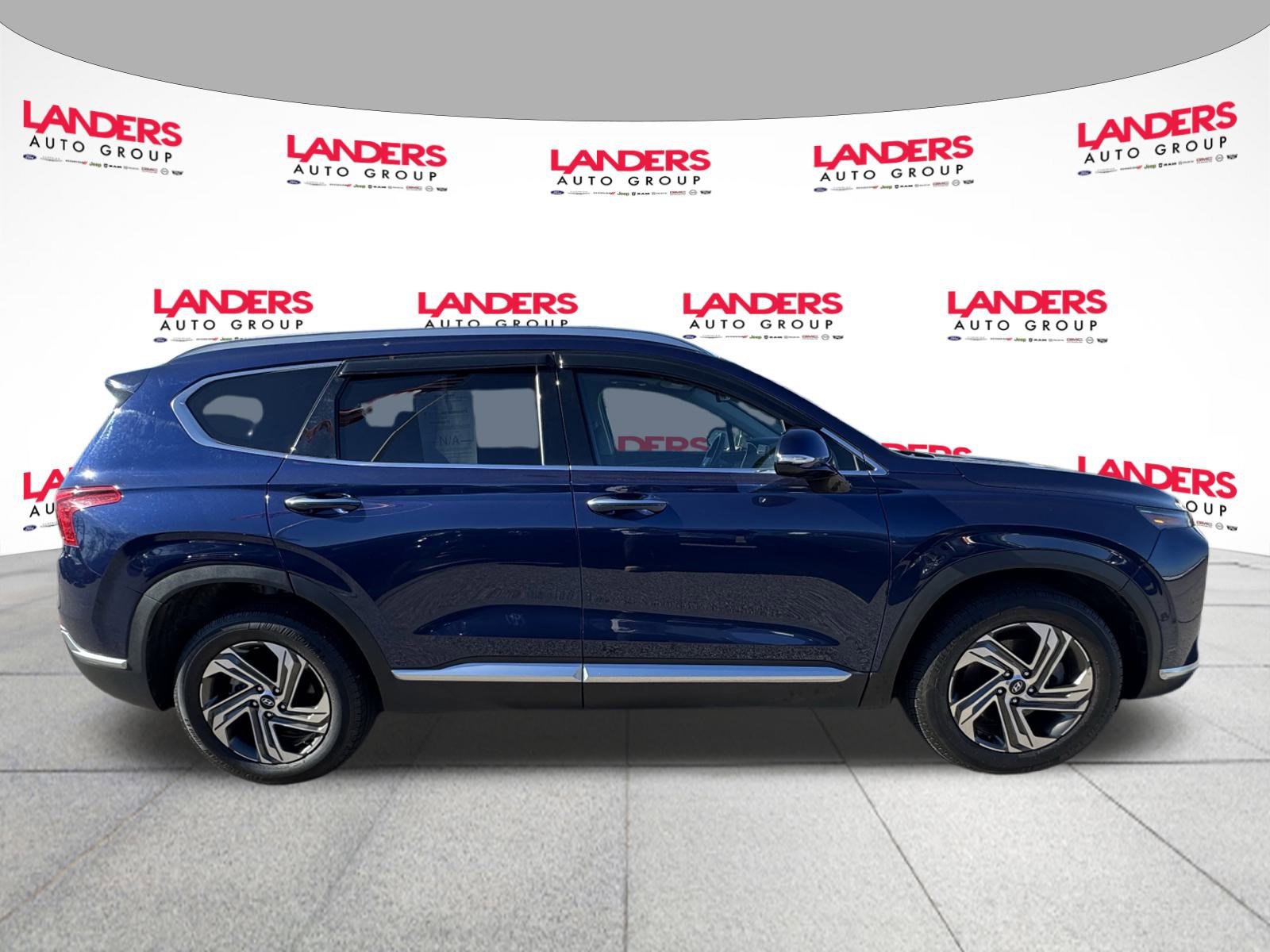 Used 2022 Hyundai Santa Fe SEL w/ Convenience + Premium Package image 2