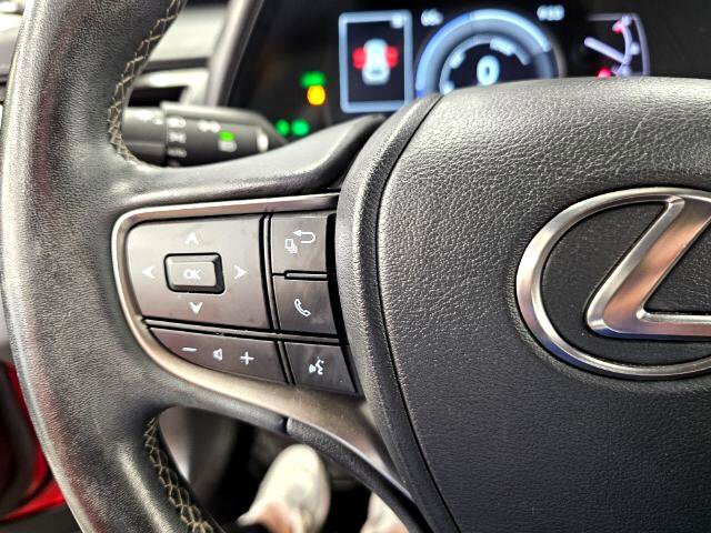 Used 2021 Lexus UX 250h UX 250h AWD w/ Accessory Package (Z1) image 11