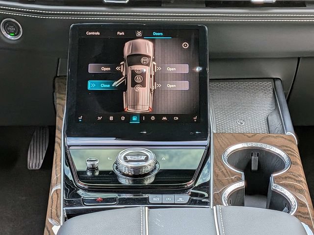 Certified 2026 Cadillac Escalade Platinum Sport AWD/4WD image 21