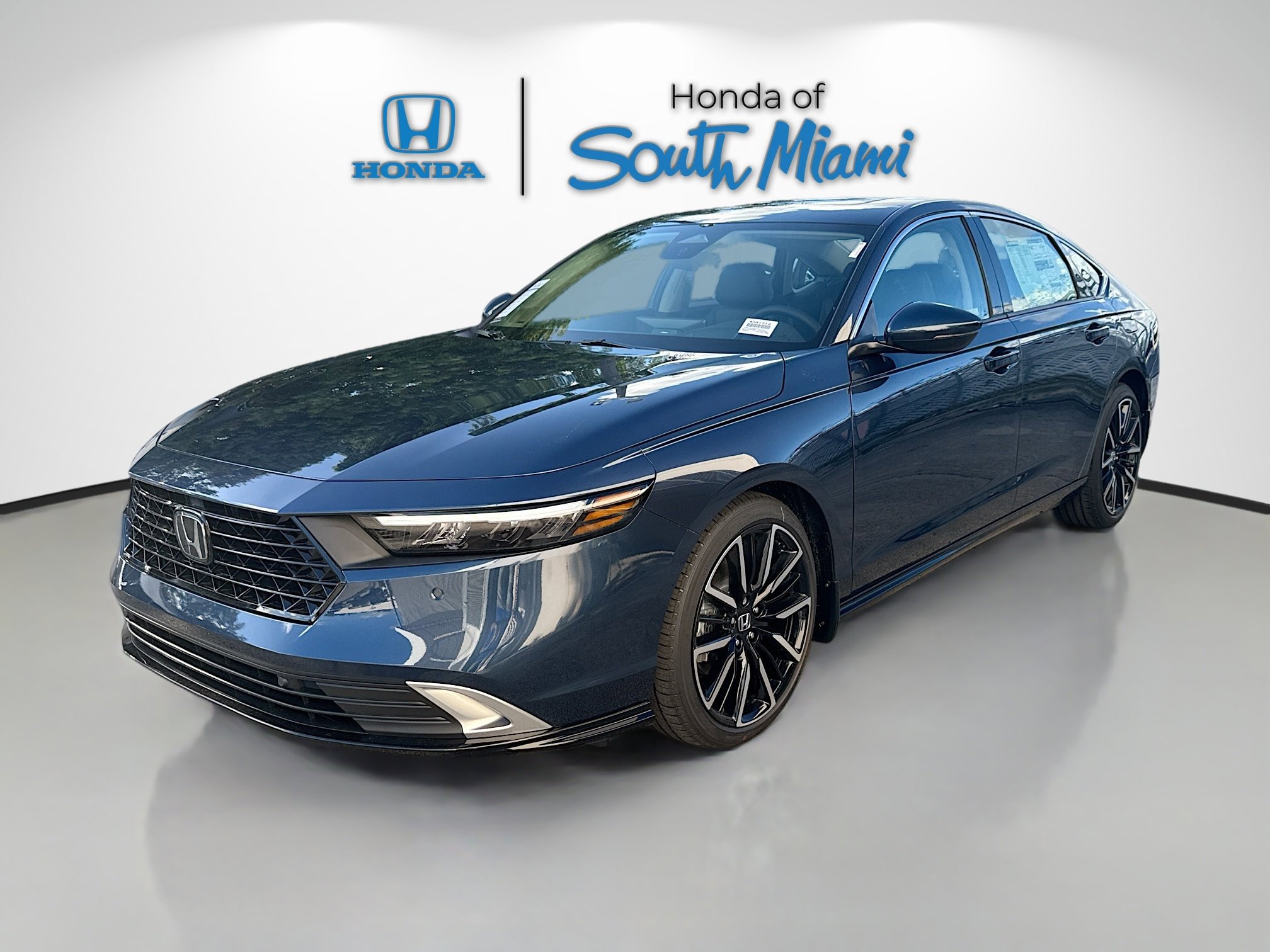 New 2025 Honda Accord Touring image 3