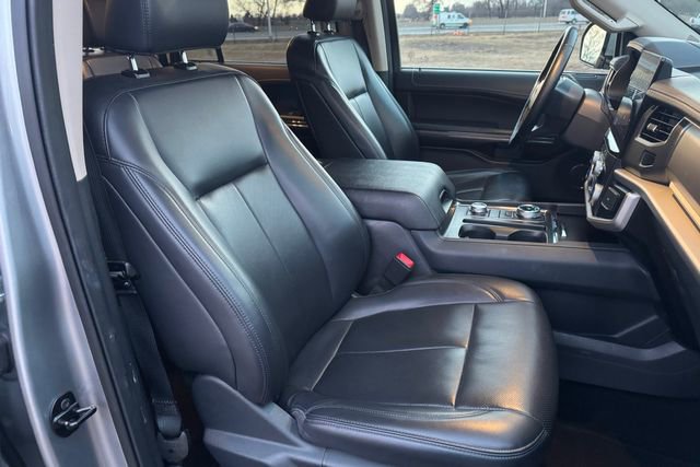 Used 2024 Ford Expedition Max XLT image 17