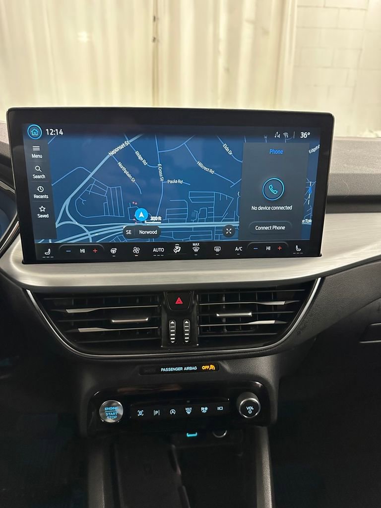 Used 2023 Ford Escape Platinum w/ Premium Technology Package image 23