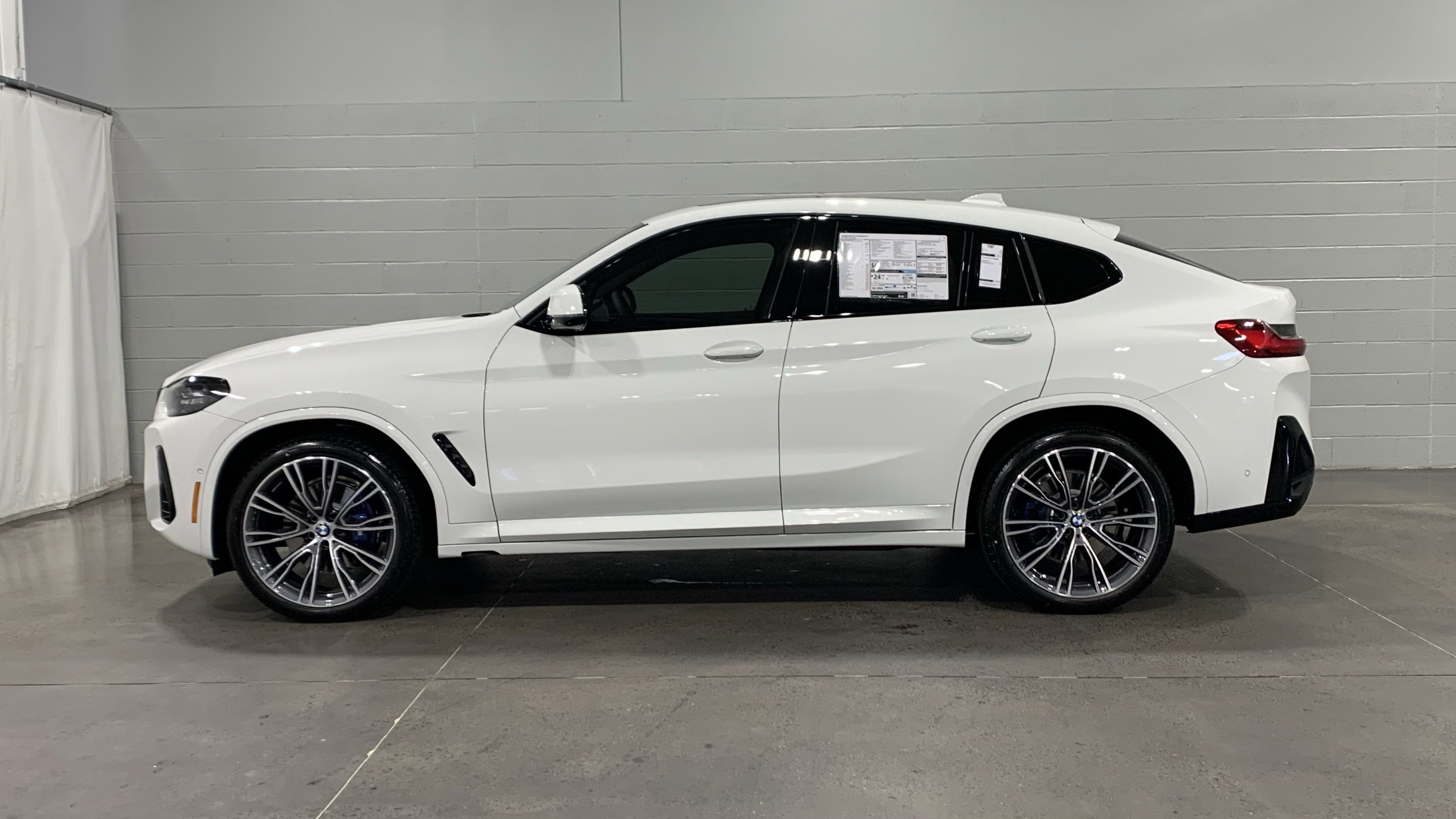 New 2025 BMW X4 xDrive30i w/ Premium Package image 5