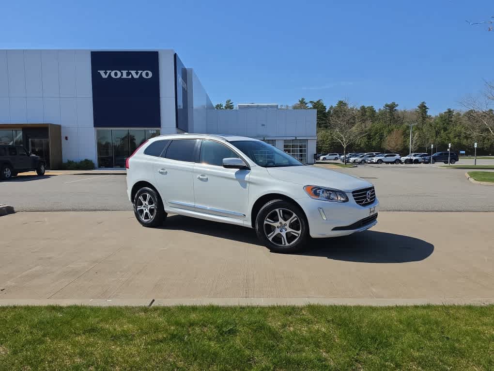 Used 2015 Volvo XC60 T6 Platinum AWD/4WD image 2