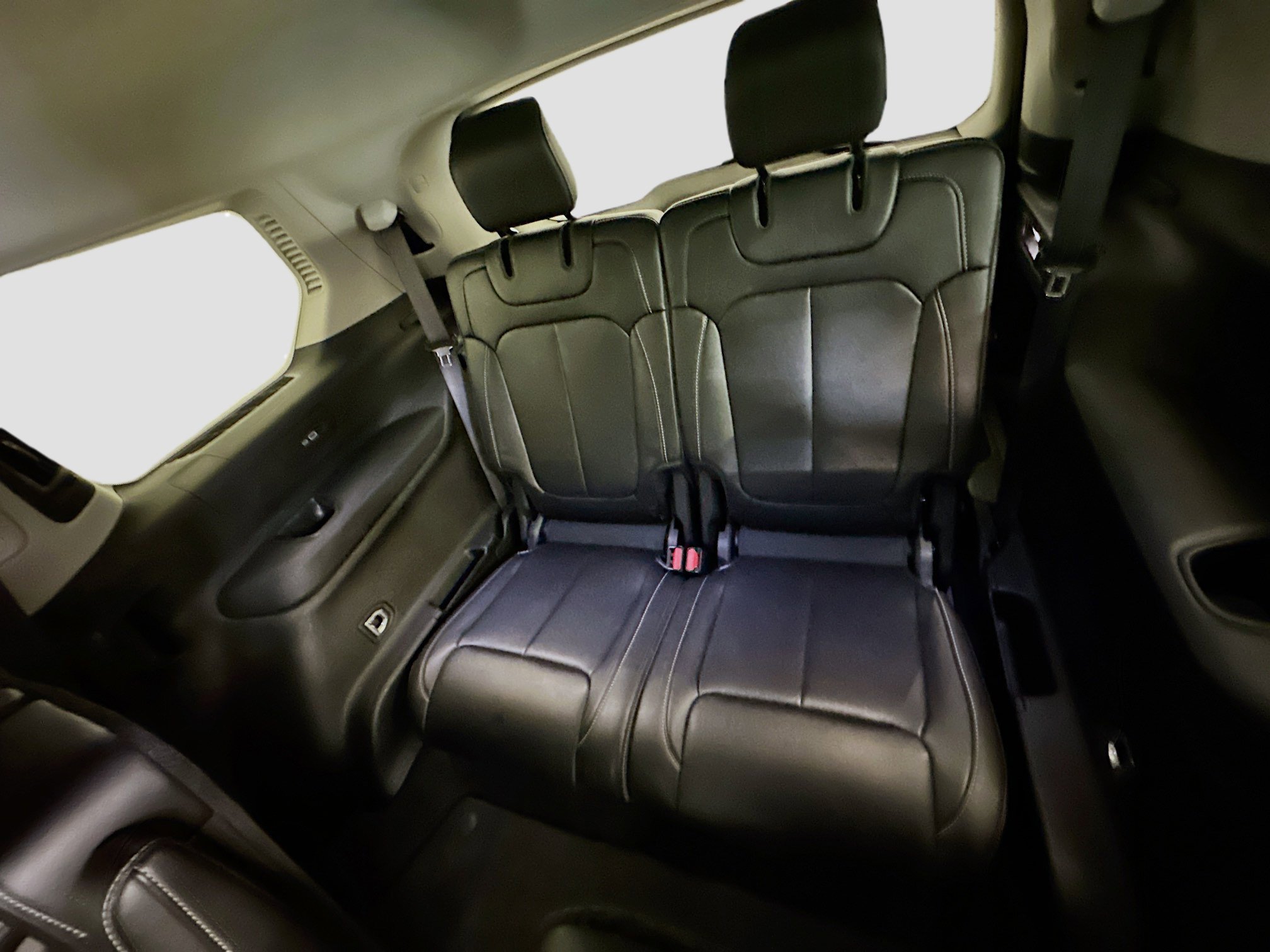 Used 2023 Jeep Grand Cherokee L Limited image 30