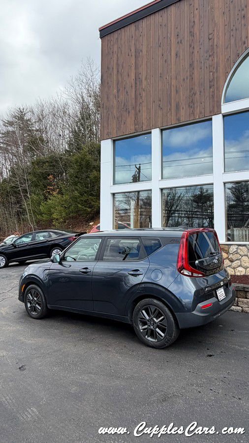 Used 2020 Kia Soul EX FWD image 27