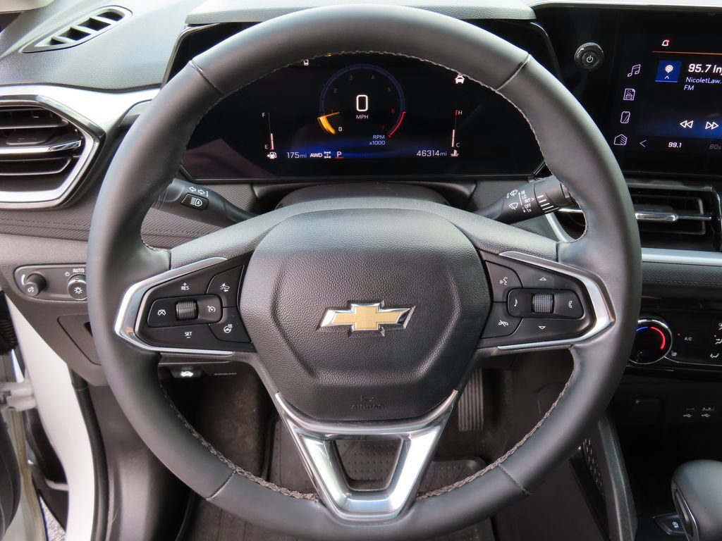 Certified 2024 Chevrolet TrailBlazer LT w/ LT Cold Weather Package AWD/4WD image 16