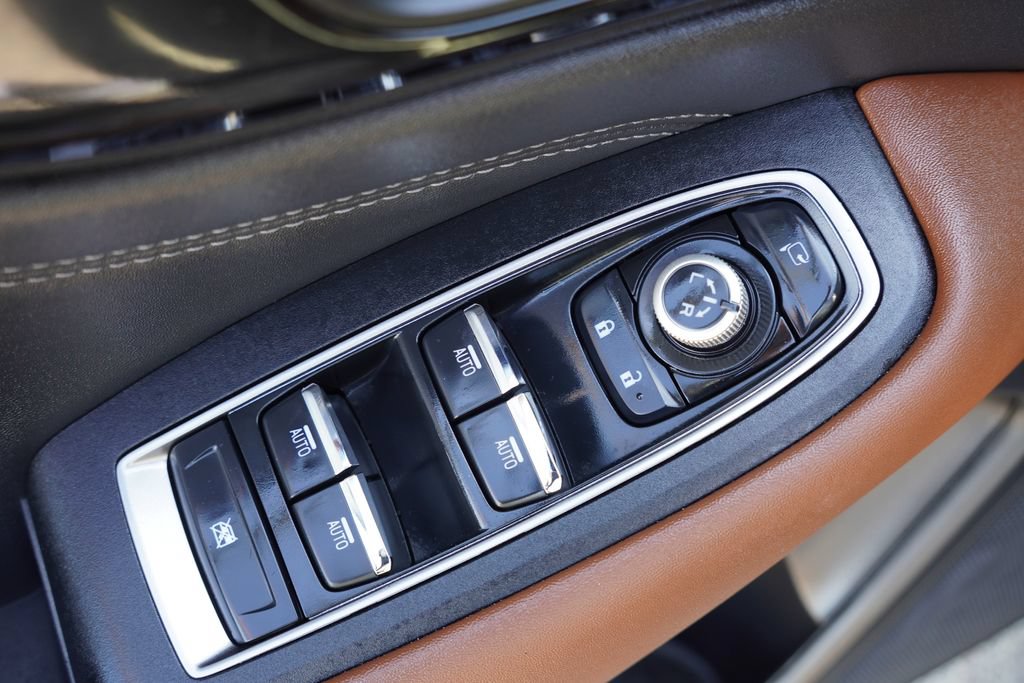 Used 2025 Subaru Outback Touring AWD/4WD image 25