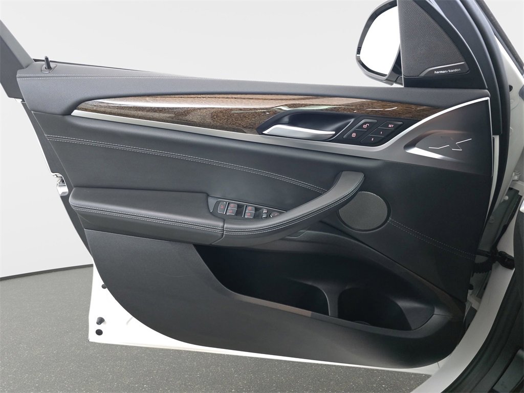 Used 2021 BMW X3 M40i w/ Premium Package image 26