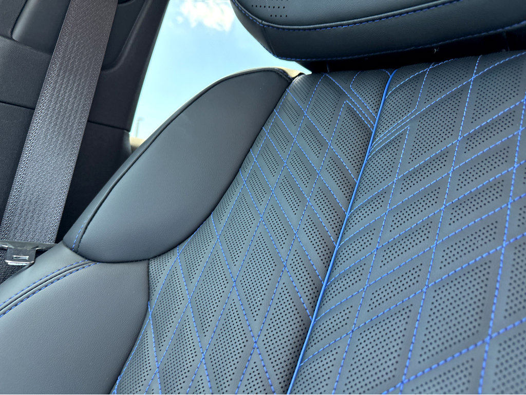 New 2025 Cadillac Escalade IQ Sport 1 w/ LPO, ONYX Package image 5