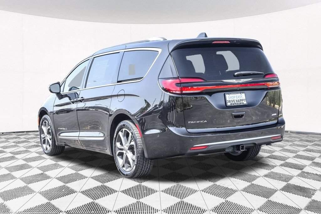 Used 2022 Chrysler Pacifica Pinnacle AWD/4WD image 16