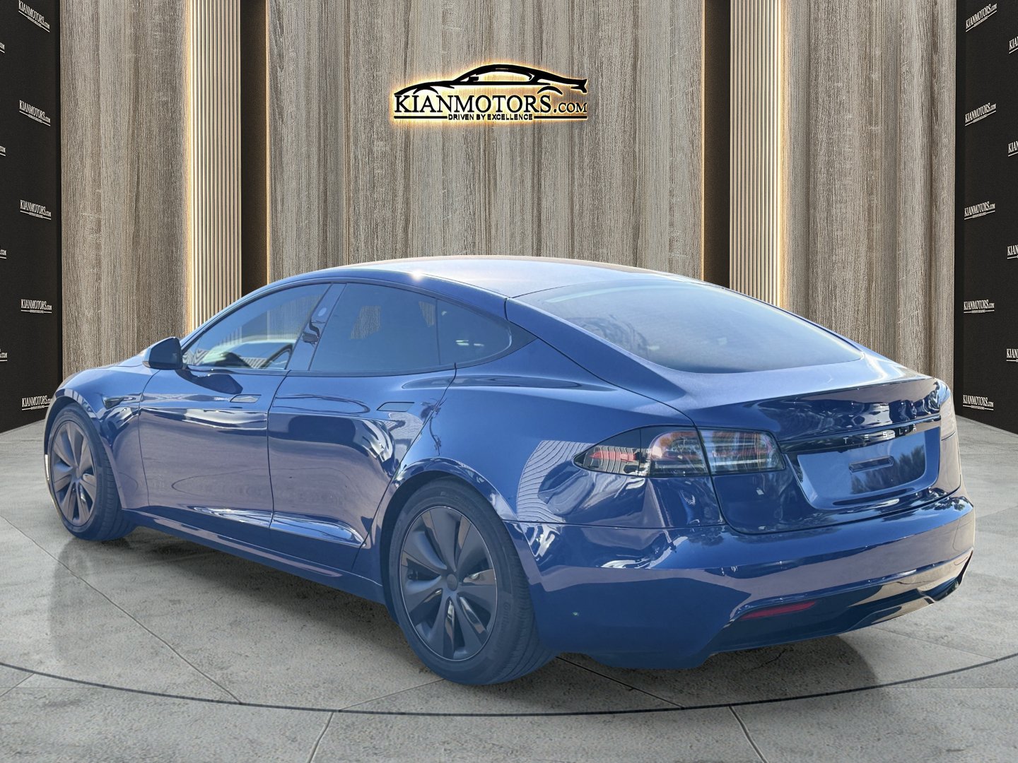 Used 2024 Tesla Model S AWD/4WD image 11