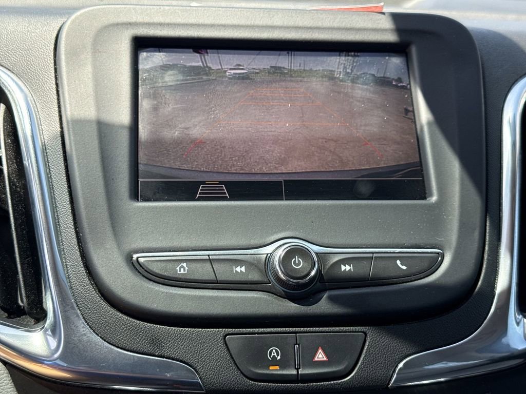 Used 2023 Chevrolet Equinox LS FWD image 28