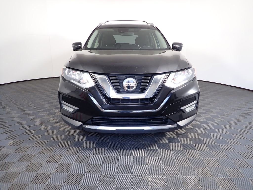 Used 2020 Nissan Rogue SV w/ Sun & Sound Touring Package image 5