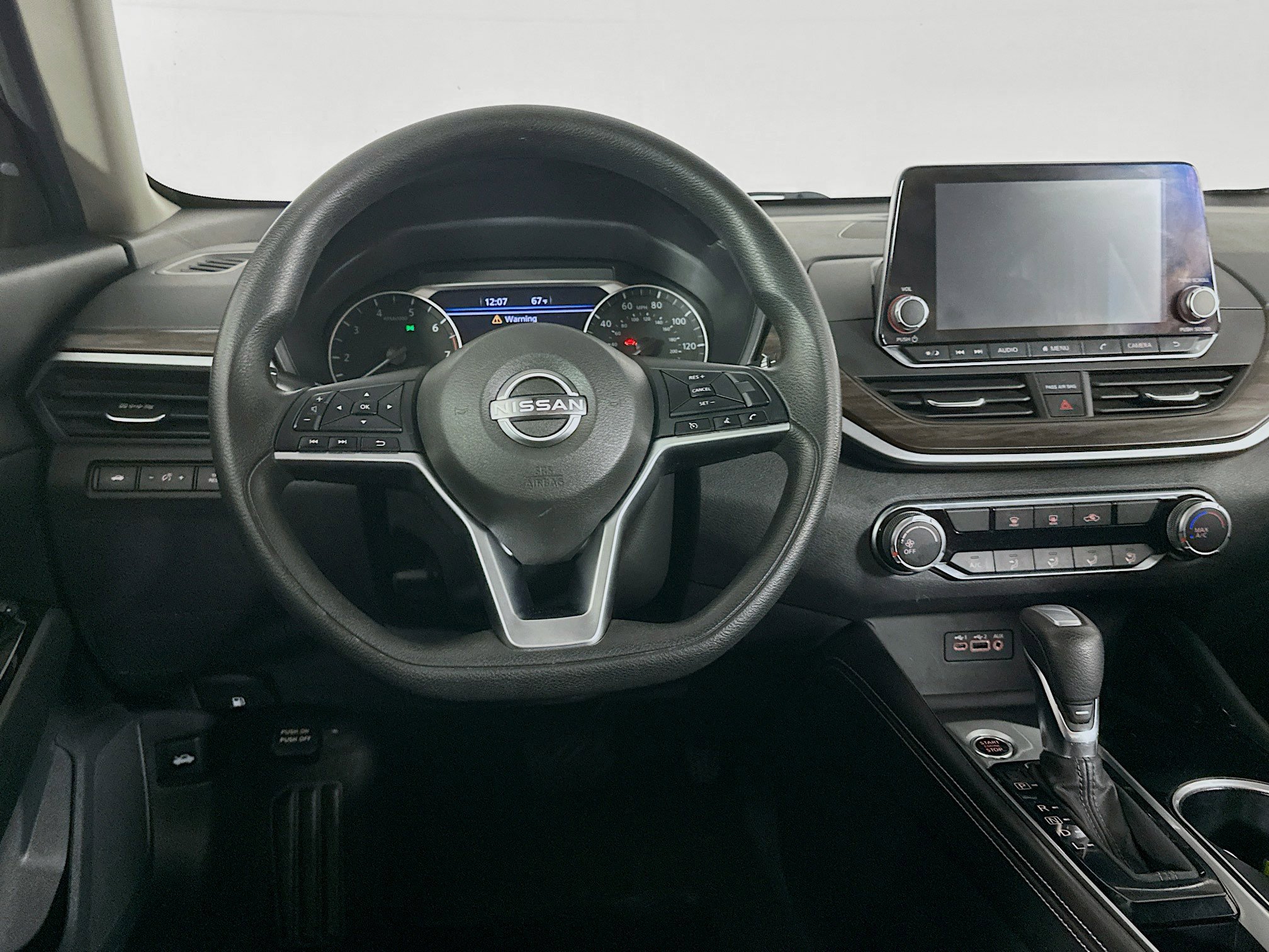 Used 2023 Nissan Altima 2.5 SV FWD image 17