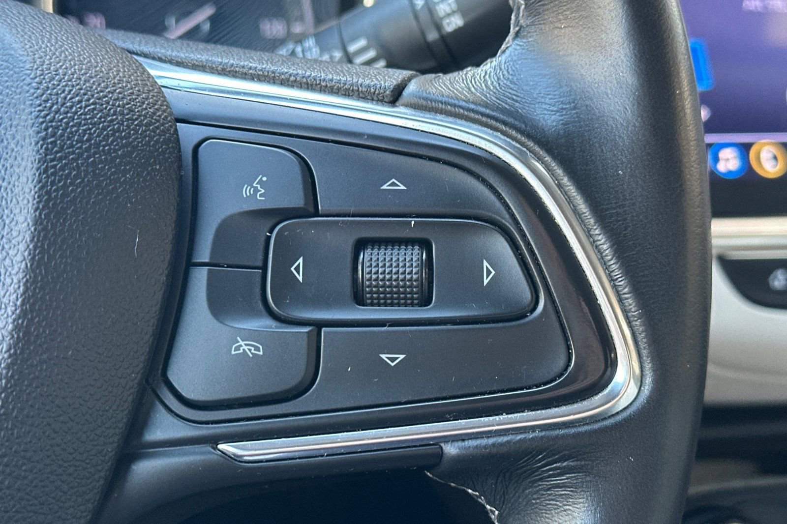 Certified 2023 Buick Encore GX Preferred w/ Cold Weather Comfort Package image 32