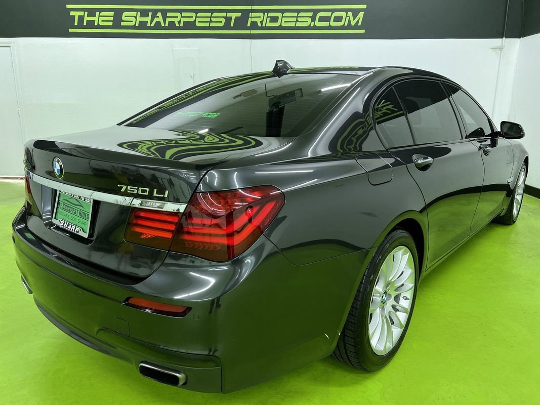 Used 2015 BMW 750Li xDrive AWD/4WD image 10