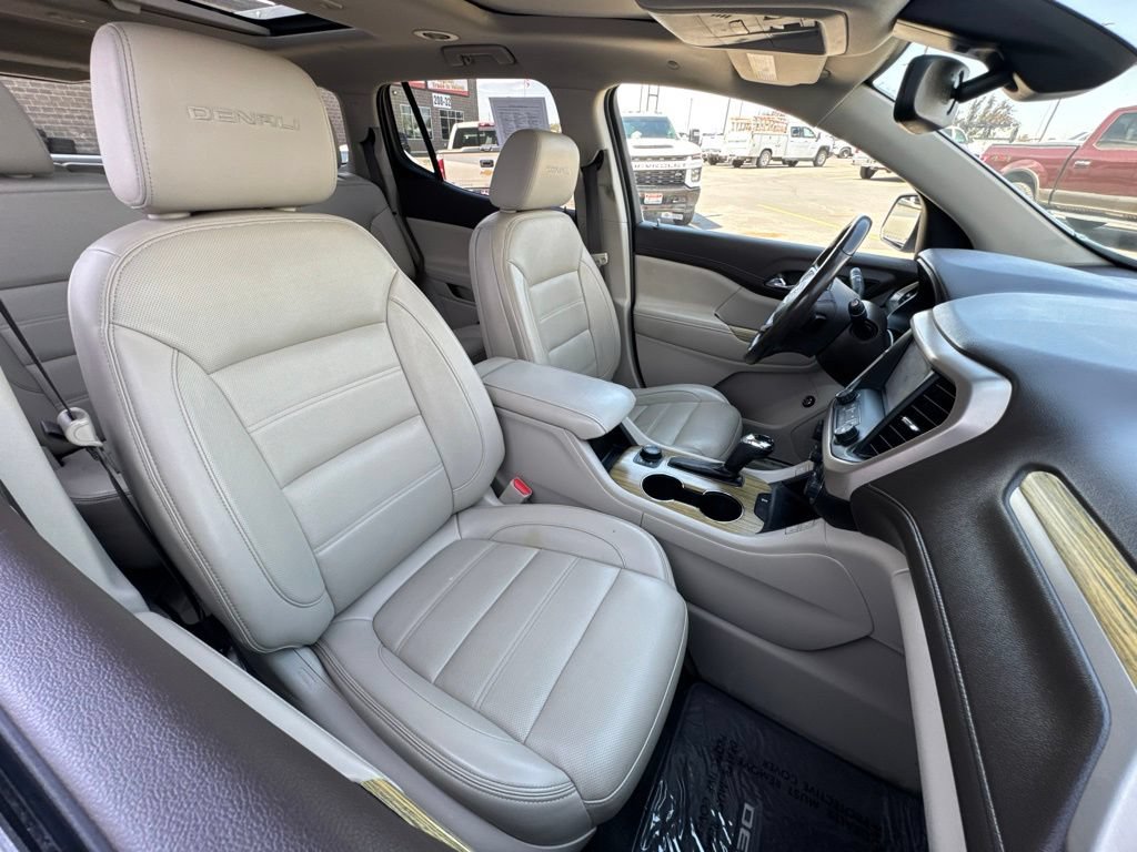 Used 2019 GMC Acadia Denali w/ Technology Package AWD/4WD image 41