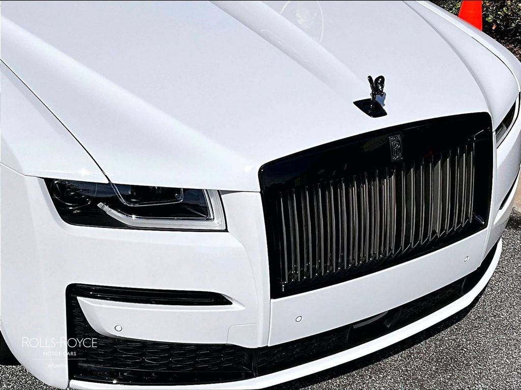 Used 2024 Rolls-Royce Ghost Black Badge w/ Black Badge Ghost Package AWD/4WD image 26