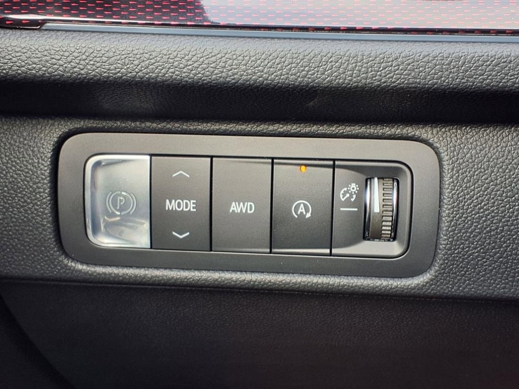 New 2026 Chevrolet Traverse Z71 image 9