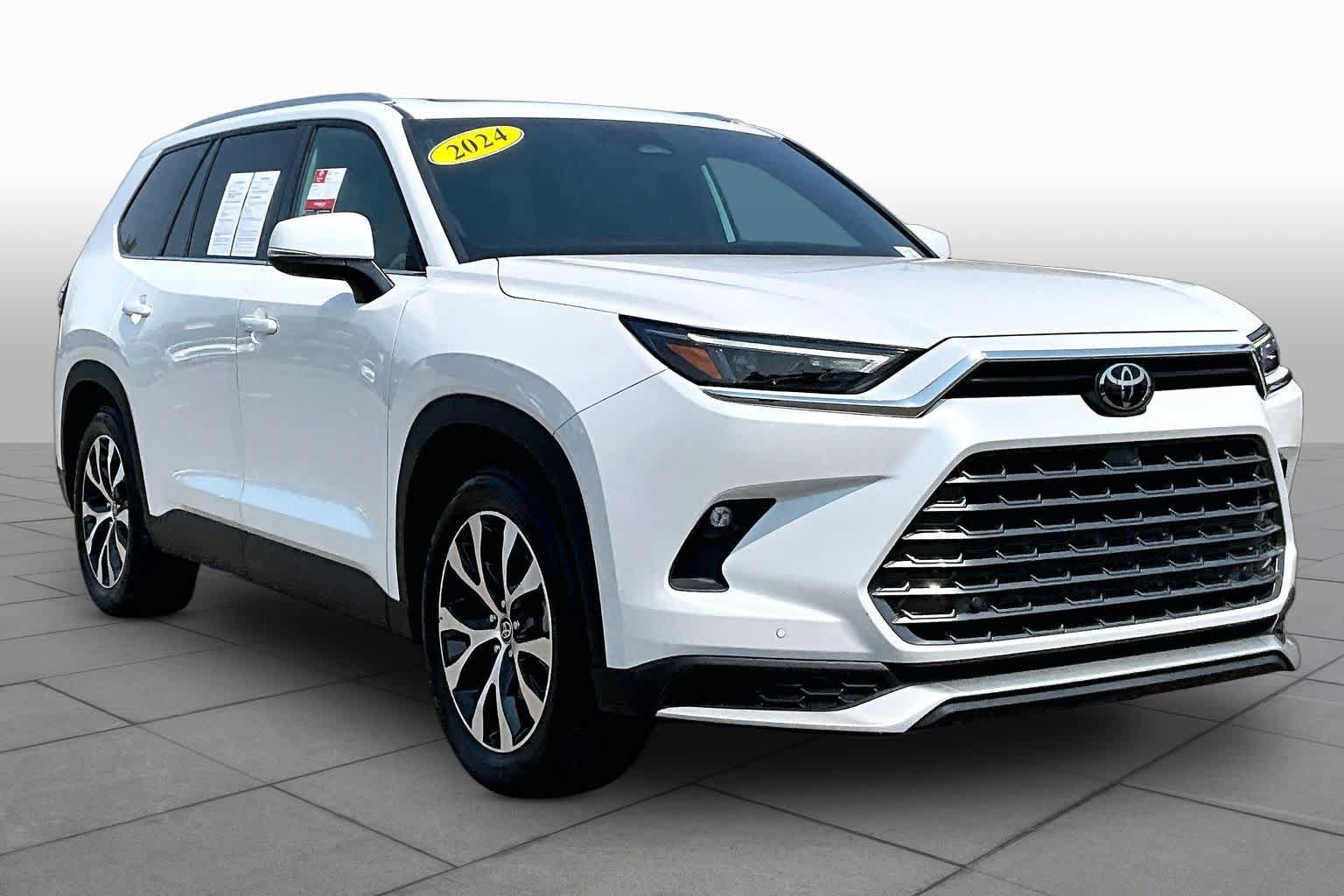 Certified 2024 Toyota Grand Highlander AWD Hybrid image 2