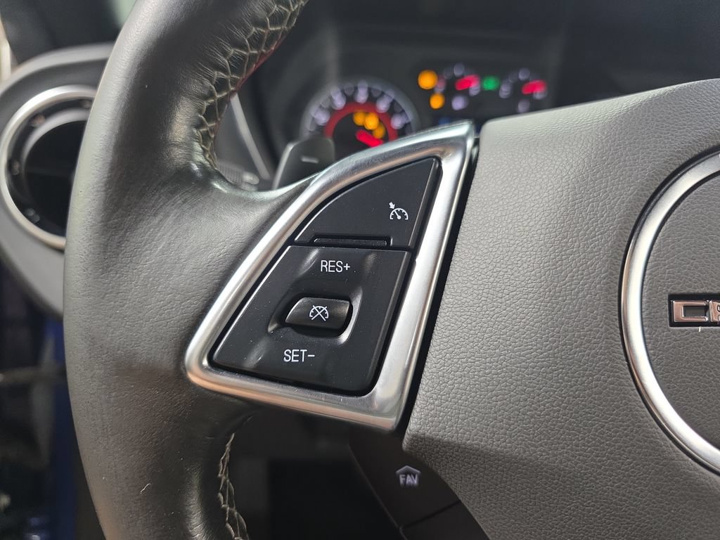 Used 2021 Chevrolet Camaro LT RWD image 16