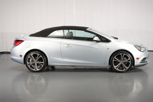 Used 2017 Buick Cascada Premium FWD image 10