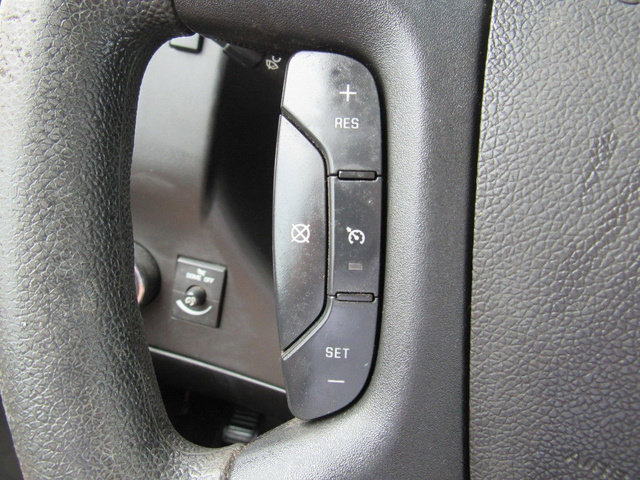 Used 2018 Chevrolet Express 2500 w/ Driver Convenience Package RWD image 33