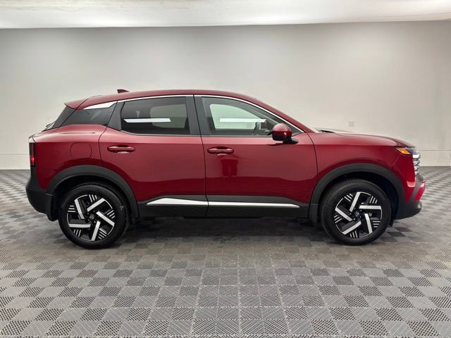 Used 2025 Nissan Kicks SV image 5