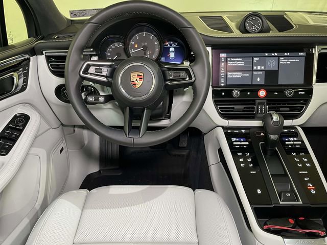 New 2026 Porsche Macan AWD/4WD image 26