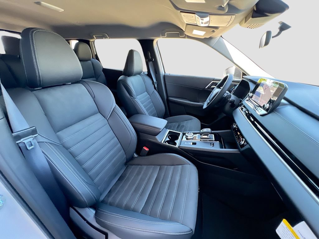 New 2026 Nissan Rogue SL AWD/4WD image 28