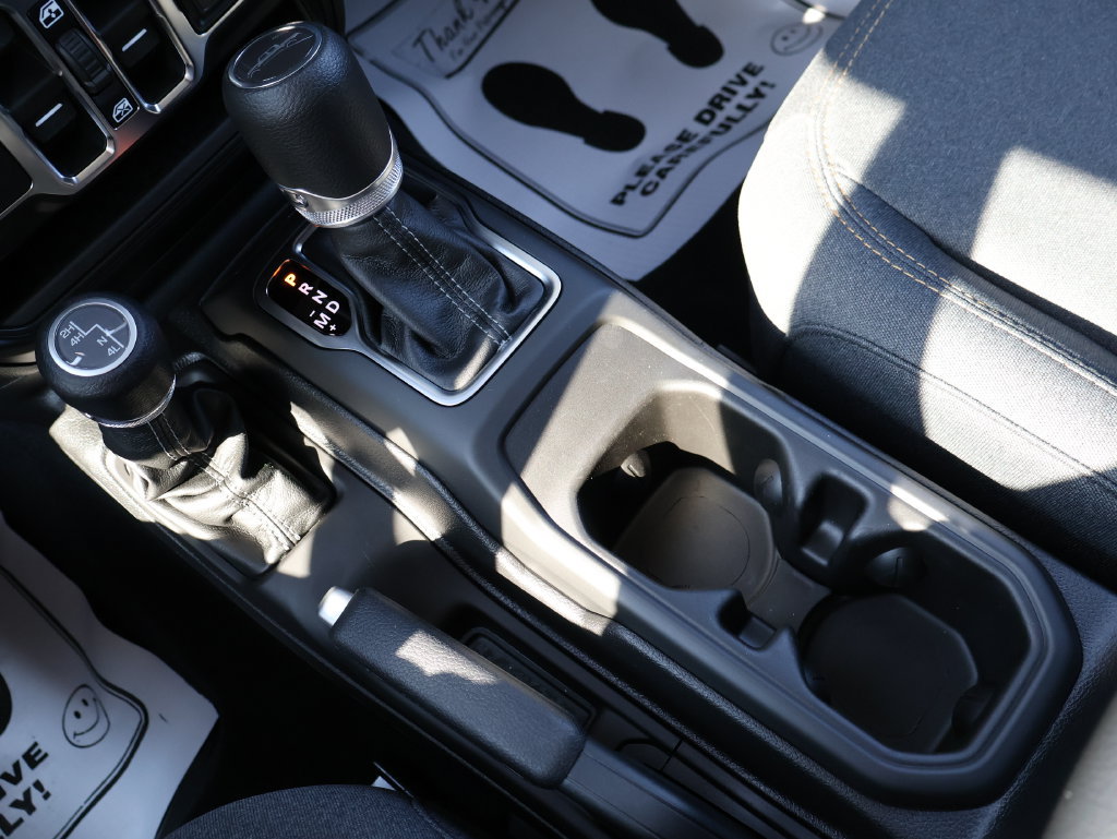 New 2026 Jeep Gladiator Sport AWD/4WD image 36