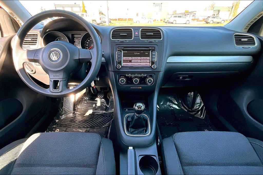 Used 2012 Volkswagen Golf 2-Door image 16