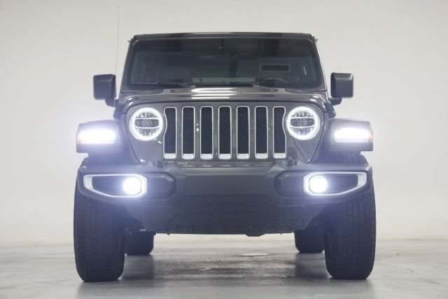 Used 2022 Jeep Wrangler Unlimited Sahara w/ LED Lighting Group AWD/4WD image 2