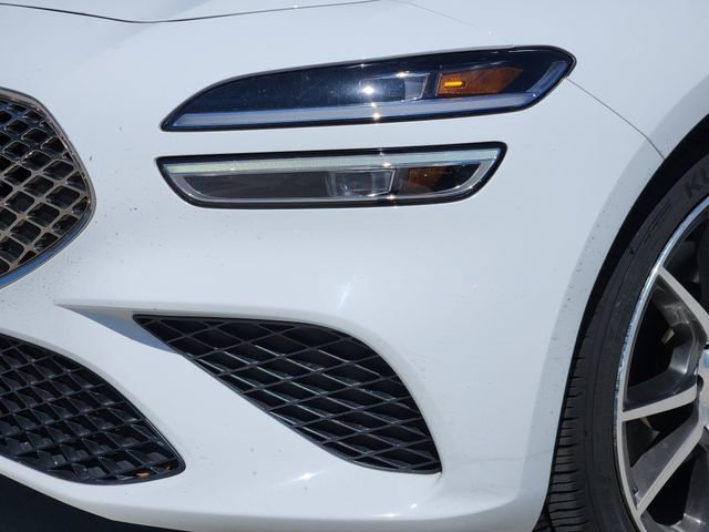 Used 2023 Genesis G70 2.0T image 5