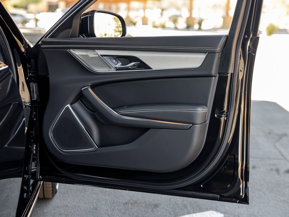 New 2024 Jaguar XF R-Dynamic SE image 25