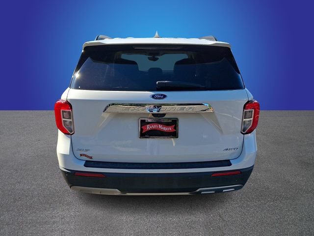 Used 2022 Ford Explorer XLT w/ Equipment Group 202A AWD/4WD image 5