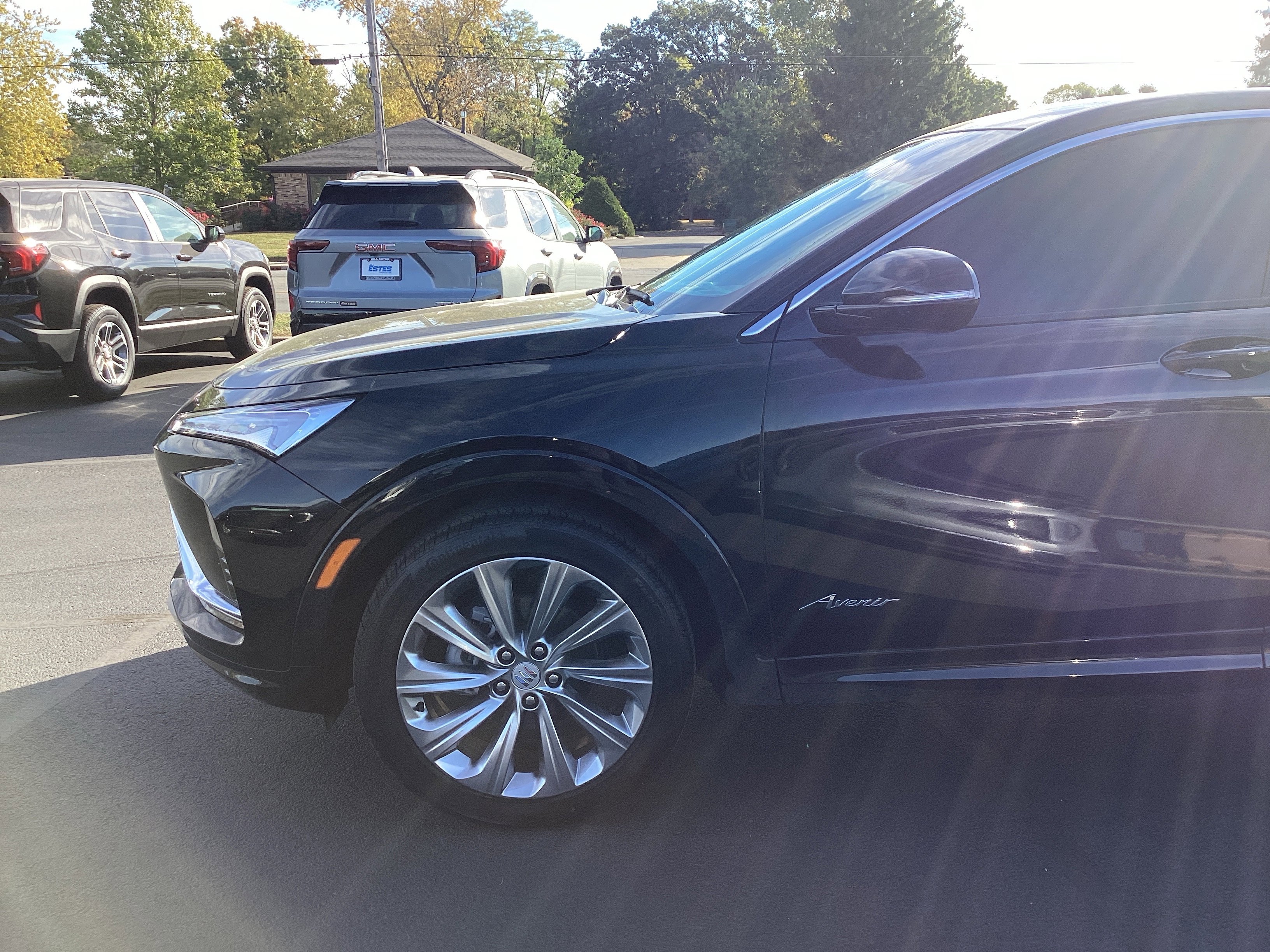 Used 2024 Buick Envista Avenir image 2