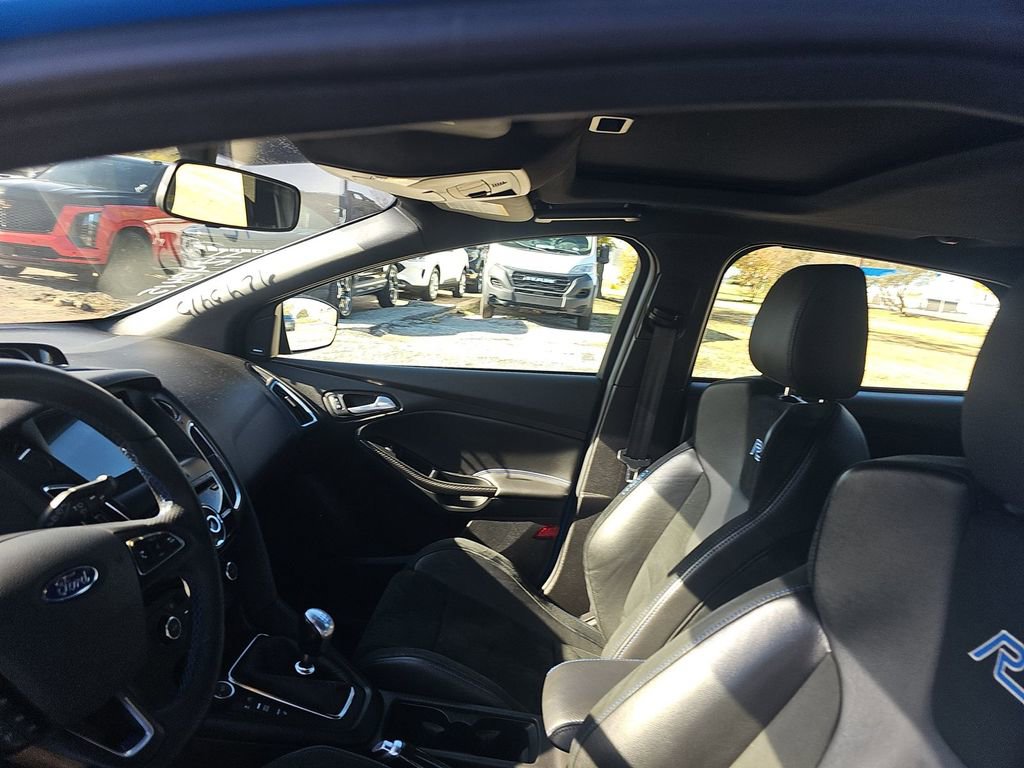 Used 2018 Ford Focus RS image 12