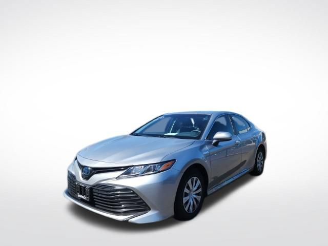 Used 2018 Toyota Camry LE FWD image 5