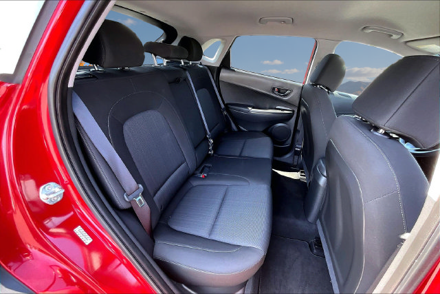 Used 2022 Hyundai Kona SEL w/ Cargo Package AWD/4WD image 24