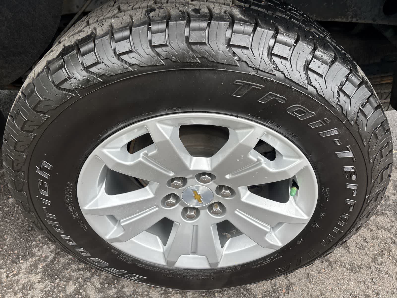 Used 2019 Chevrolet Colorado LT w/ LT Convenience Package AWD/4WD image 4