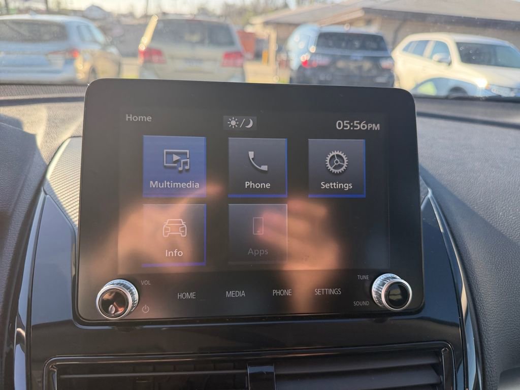 Used 2022 Mitsubishi Eclipse Cross LE image 19