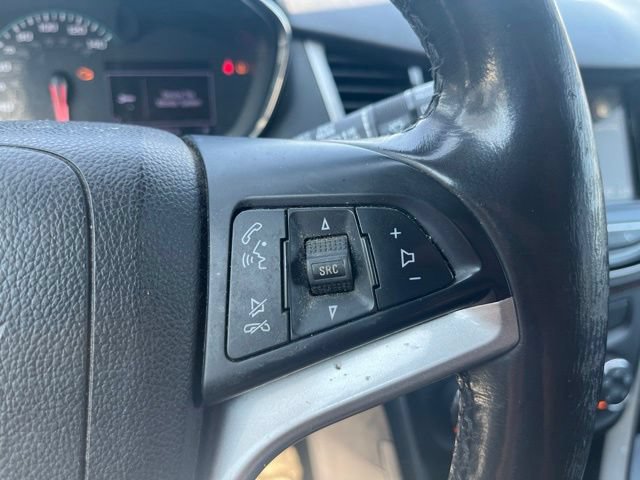 Used 2018 Chevrolet Trax LT w/ LT Convenience Package FWD image 22