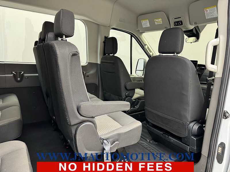 Used 2023 Ford Transit 350 XLT RWD image 18