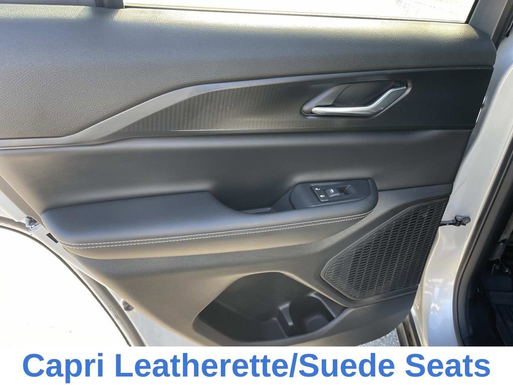 Used 2024 Jeep Grand Cherokee Altitude image 14